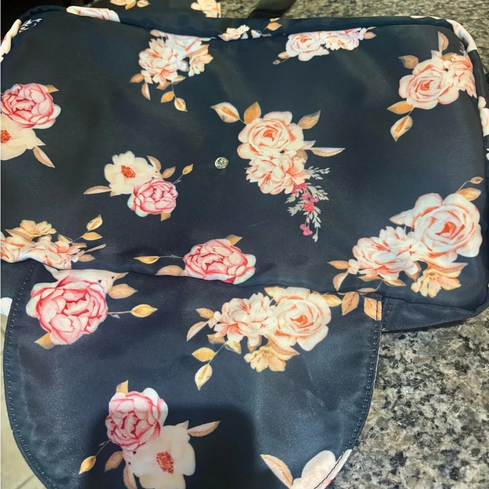 petmolico stylish versatile